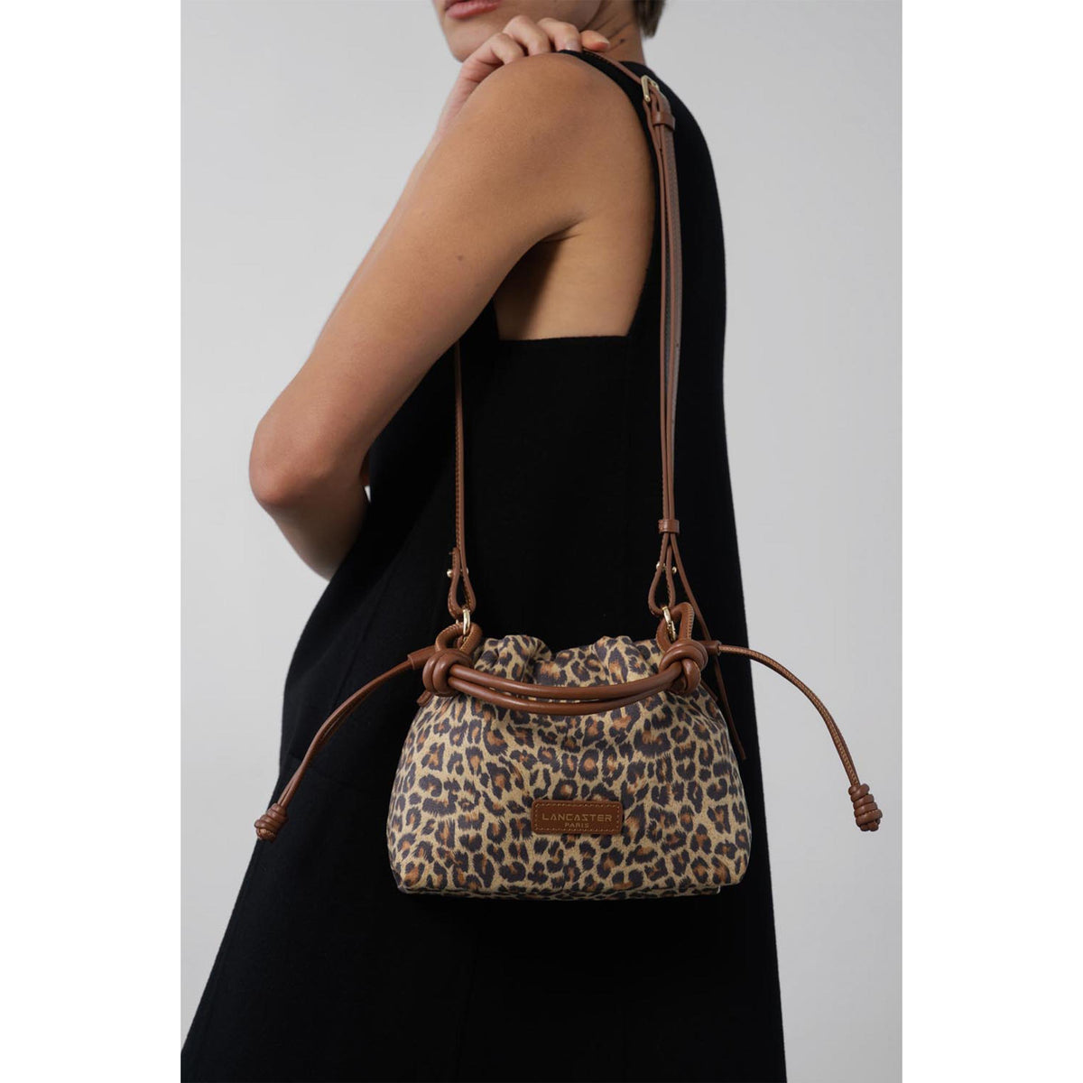 Lancaster Jungle messenger bag