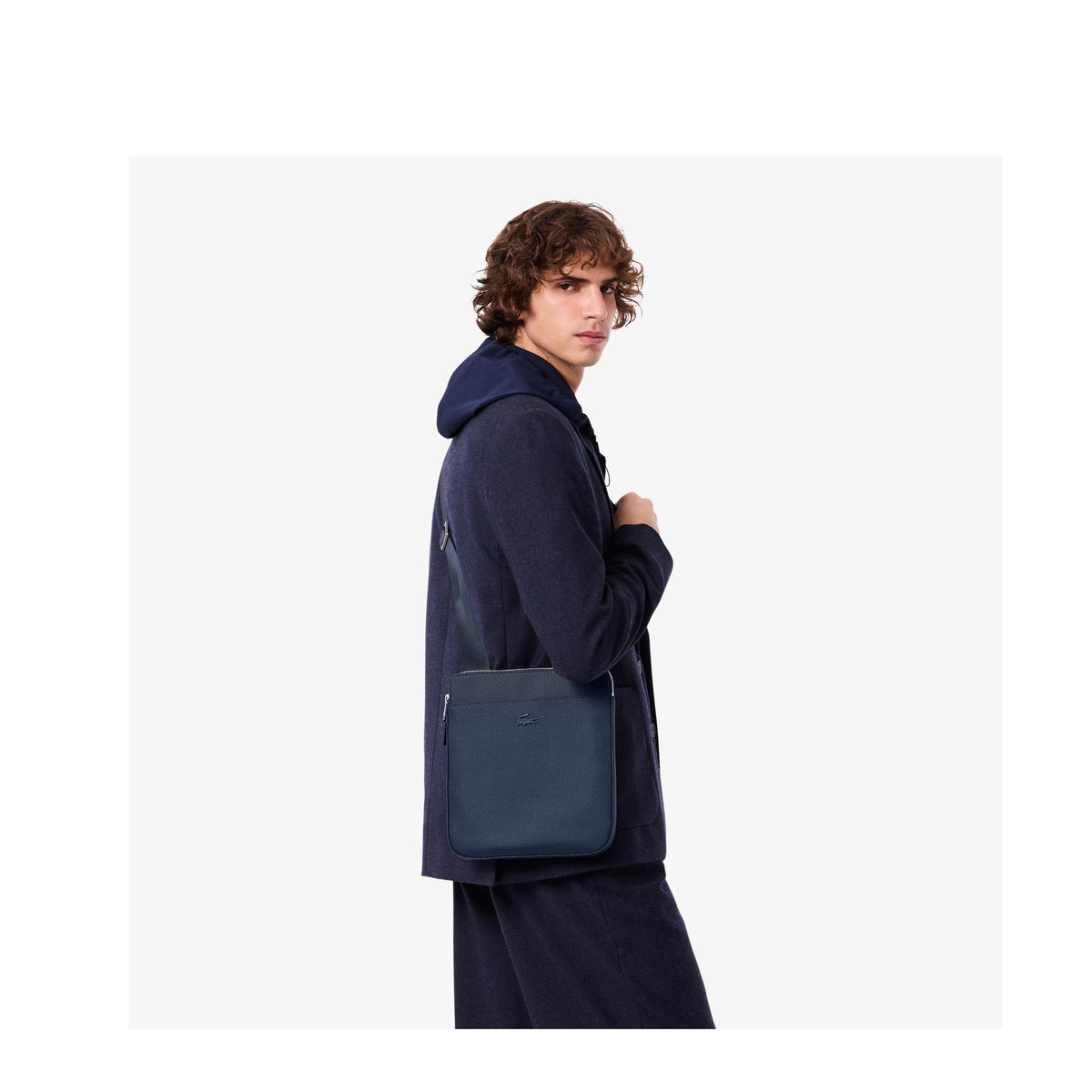 Sacoche plate en cuir Chantaco Lacoste – vue 5