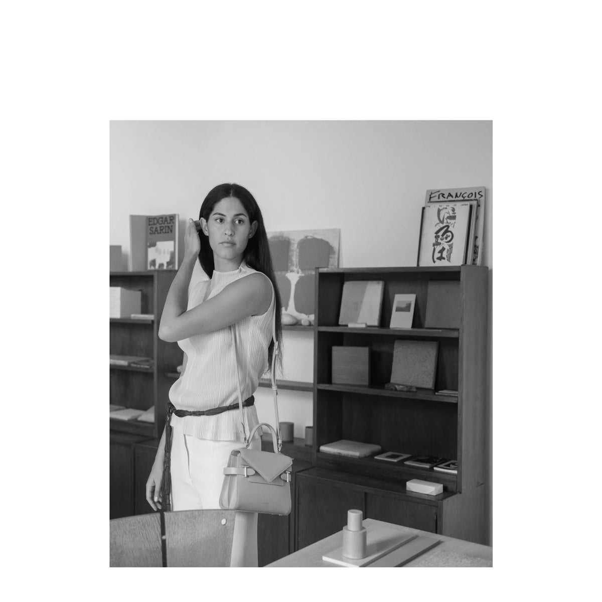 Petit sac à main en cuir Emilie Le Tanneur – vue 6