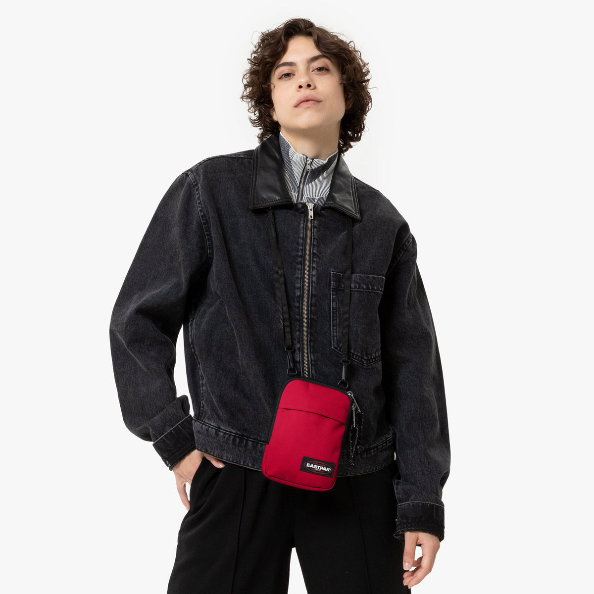 Petite sacoche Buddy Eastpak – vue 3