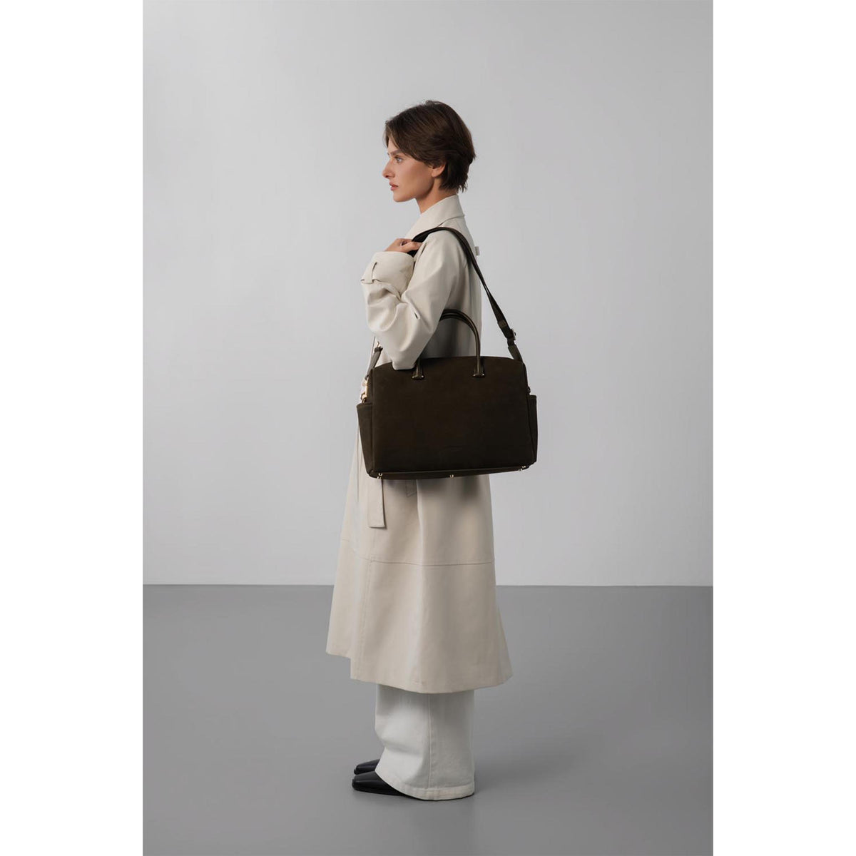 COWHIDE TOTE BAG